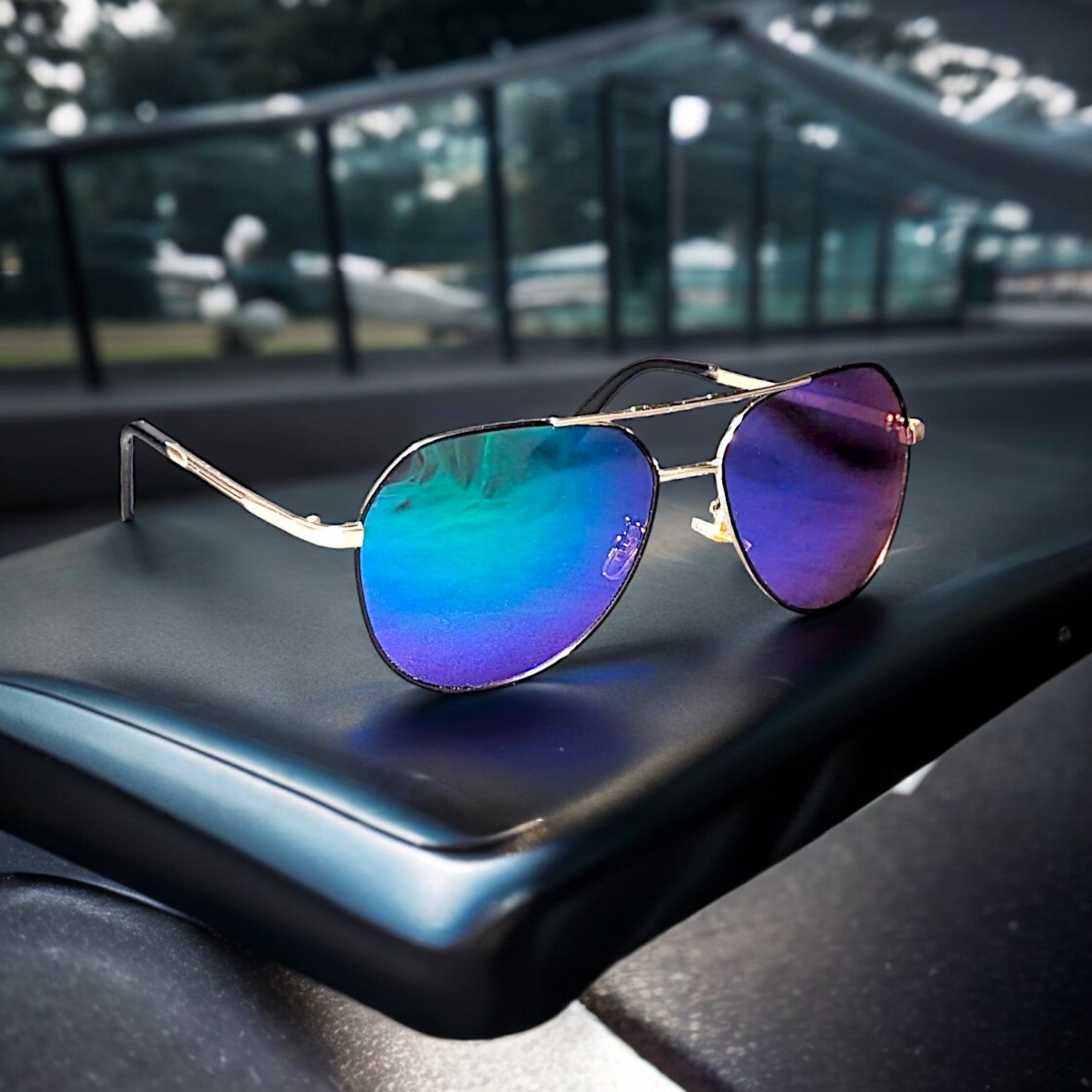 Pilot Style Sunglasses